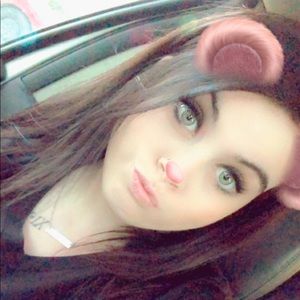 Meet your Posher, Mikayla